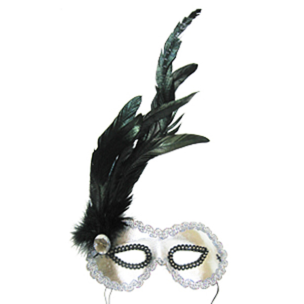 Карнавальная маска Незнакомка серебряная с перьями