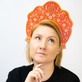 Кокошник Красный на подложке 247мм